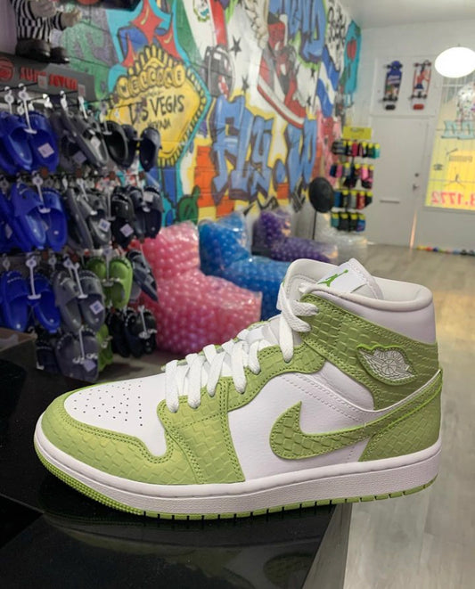 Jordan 1 Green Python